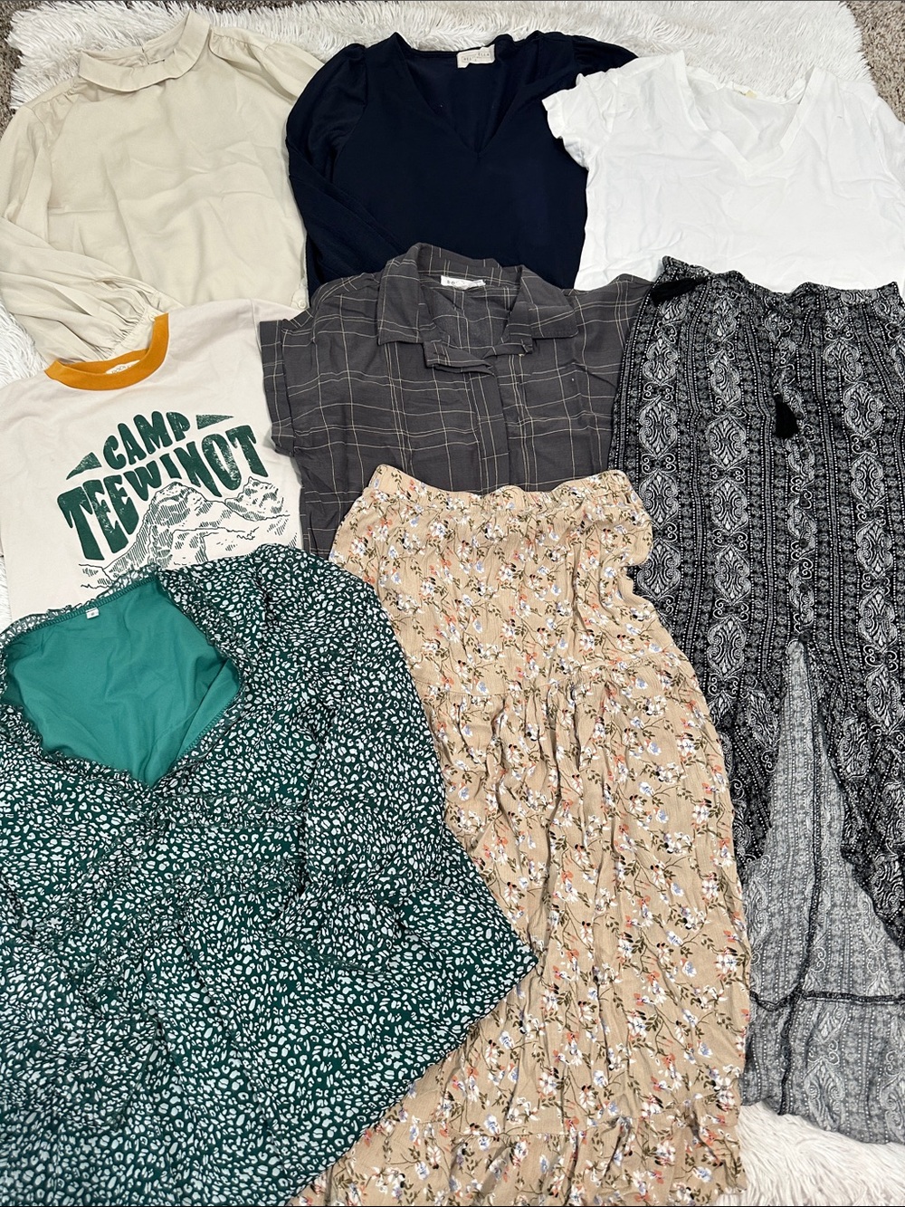 🕯️ Bundle of 8 Woman’s Clothing XS/S
